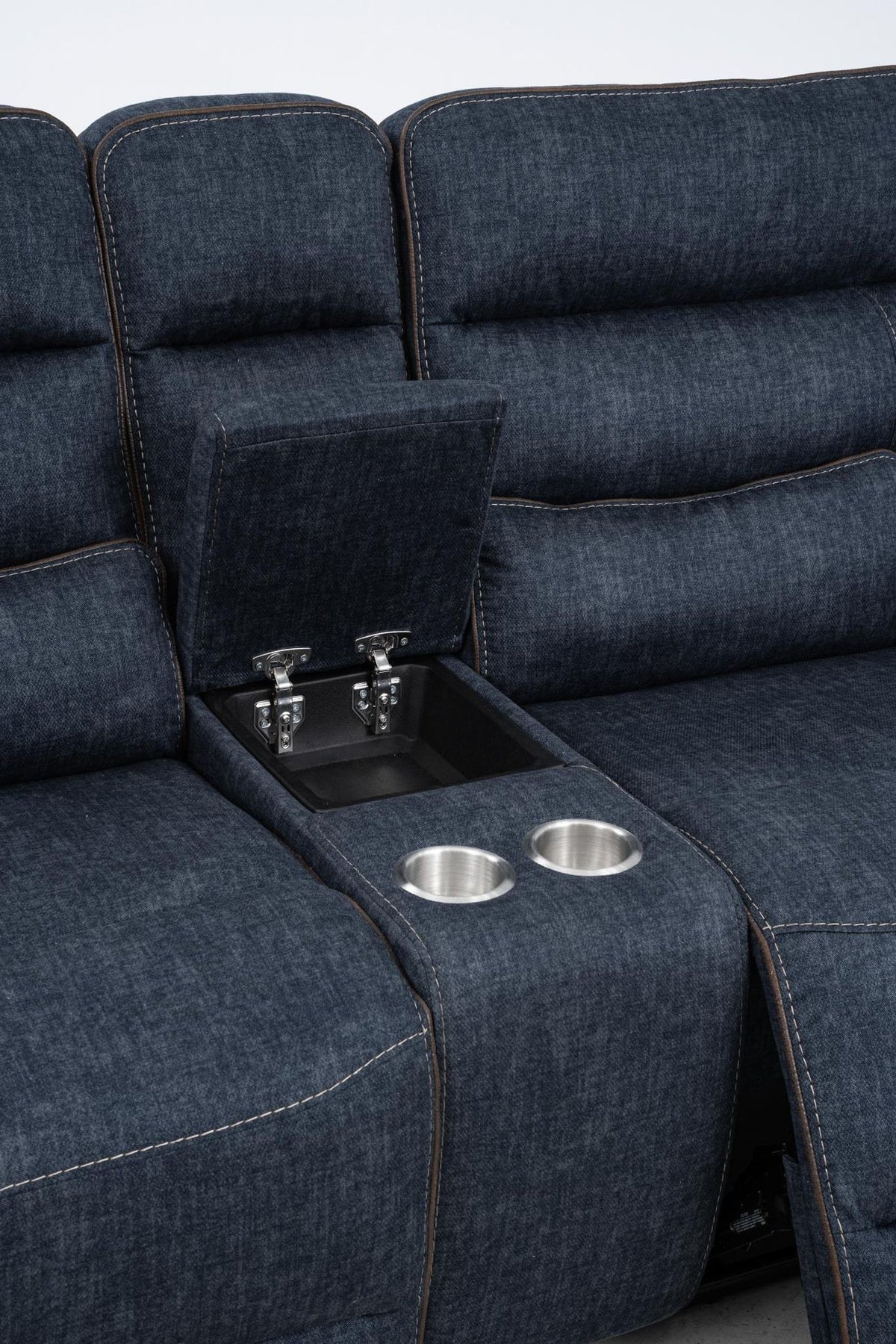 LIVING ROOM RECLINER