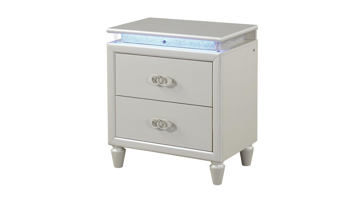 BEDROOM SET WHIT VANITY