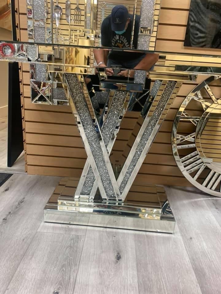 CONSOLE TABLE - FIVE STAR FURNITURE LIQUIDATION